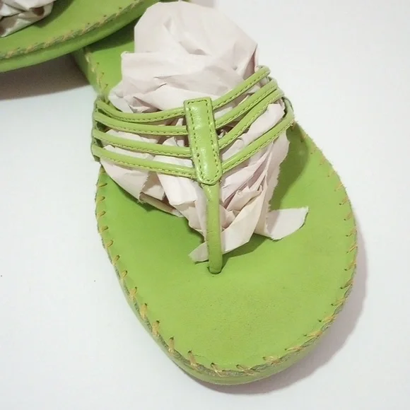 Gianni Bini Lime Green leather strap sandals. Stitched design. Size 8 - Picture 3 of 9
